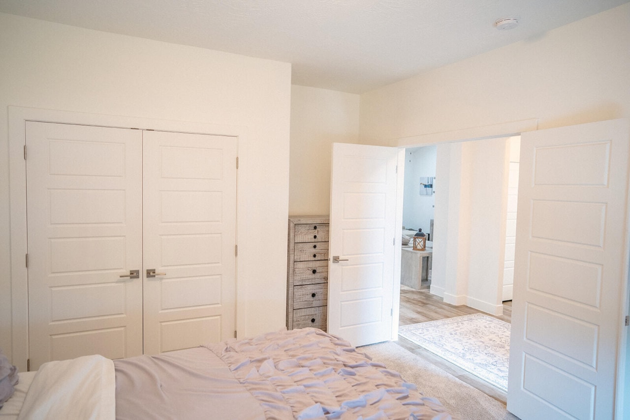 1060 N Ocotillo DR Washington, UT 84780 home for sale, MLS#25-262096 - Erika Rogers Photo 7