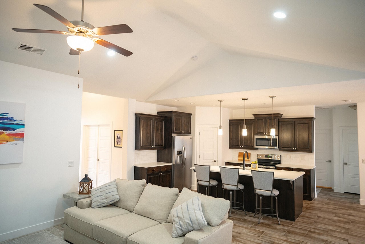 1060 N Ocotillo DR Washington, UT 84780 home for sale, MLS#25-262096 - Erika Rogers Photo 13