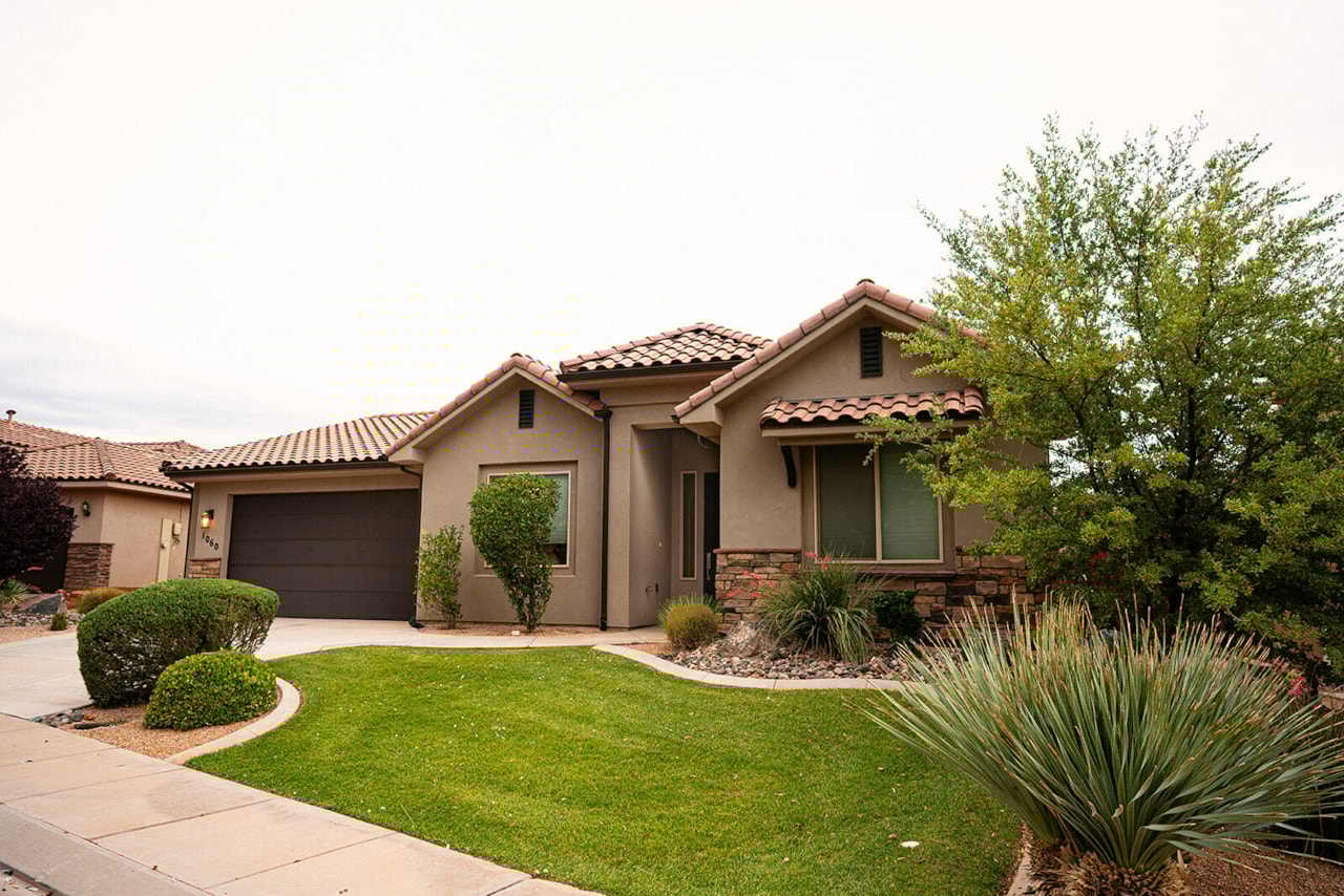 1060 N Ocotillo DR Washington, UT 84780 home for sale, MLS#25-262096 - Erika Rogers Photo 34