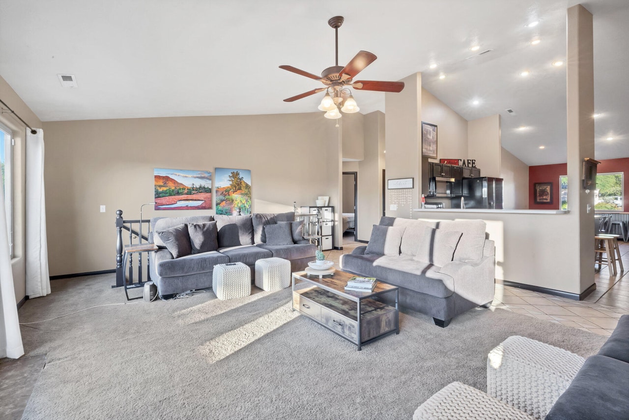 1173 W Snow Canyon Parkway #Unit 6 St George, UT 84770 home for sale, MLS#25-266203 - Erika Rogers Photo 12