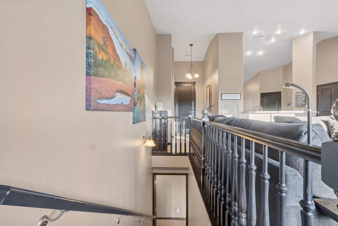 1173 W Snow Canyon Parkway #Unit 6 St George, UT 84770 home for sale, MLS#25-266203 - Erika Rogers Photo 25