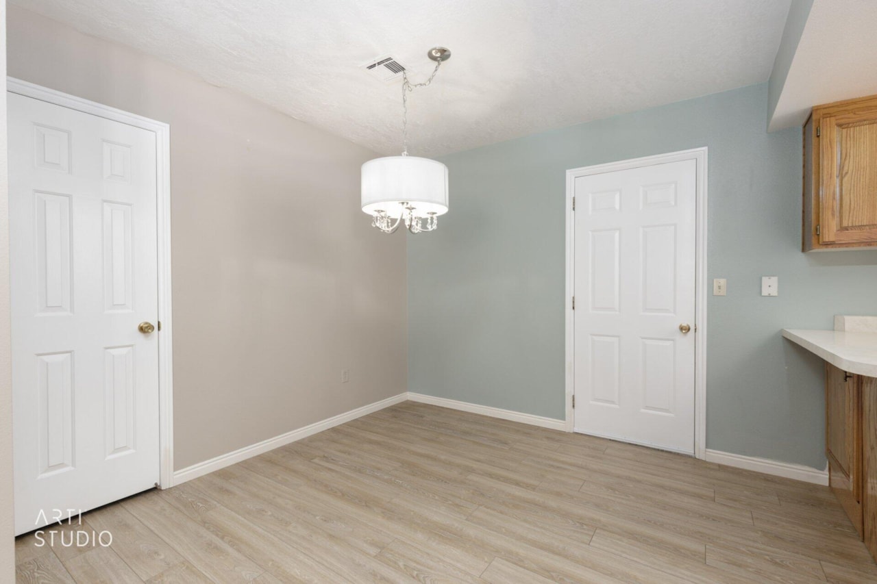 55 W 400  S #15 St George, UT 84770 home for sale, MLS#25-265861 - Erika Rogers Photo 8