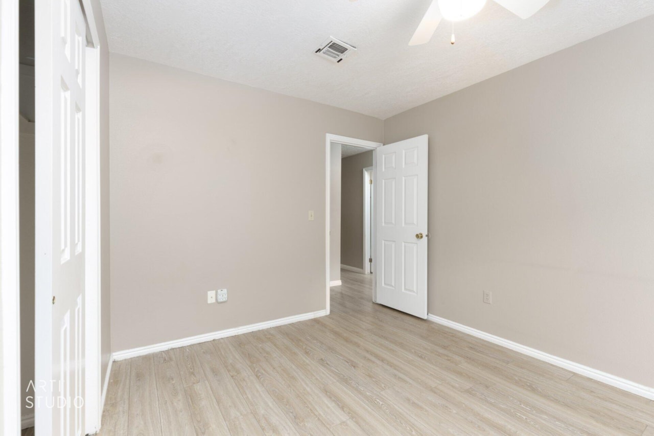 55 W 400  S #15 St George, UT 84770 home for sale, MLS#25-265861 - Erika Rogers Photo 20