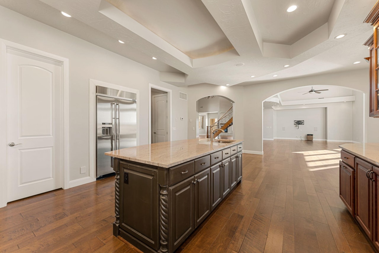 533 W Canyon Trails CIR Dammeron Valley, UT 84783 home for sale, MLS#25-266020 - Erika Rogers Photo 21