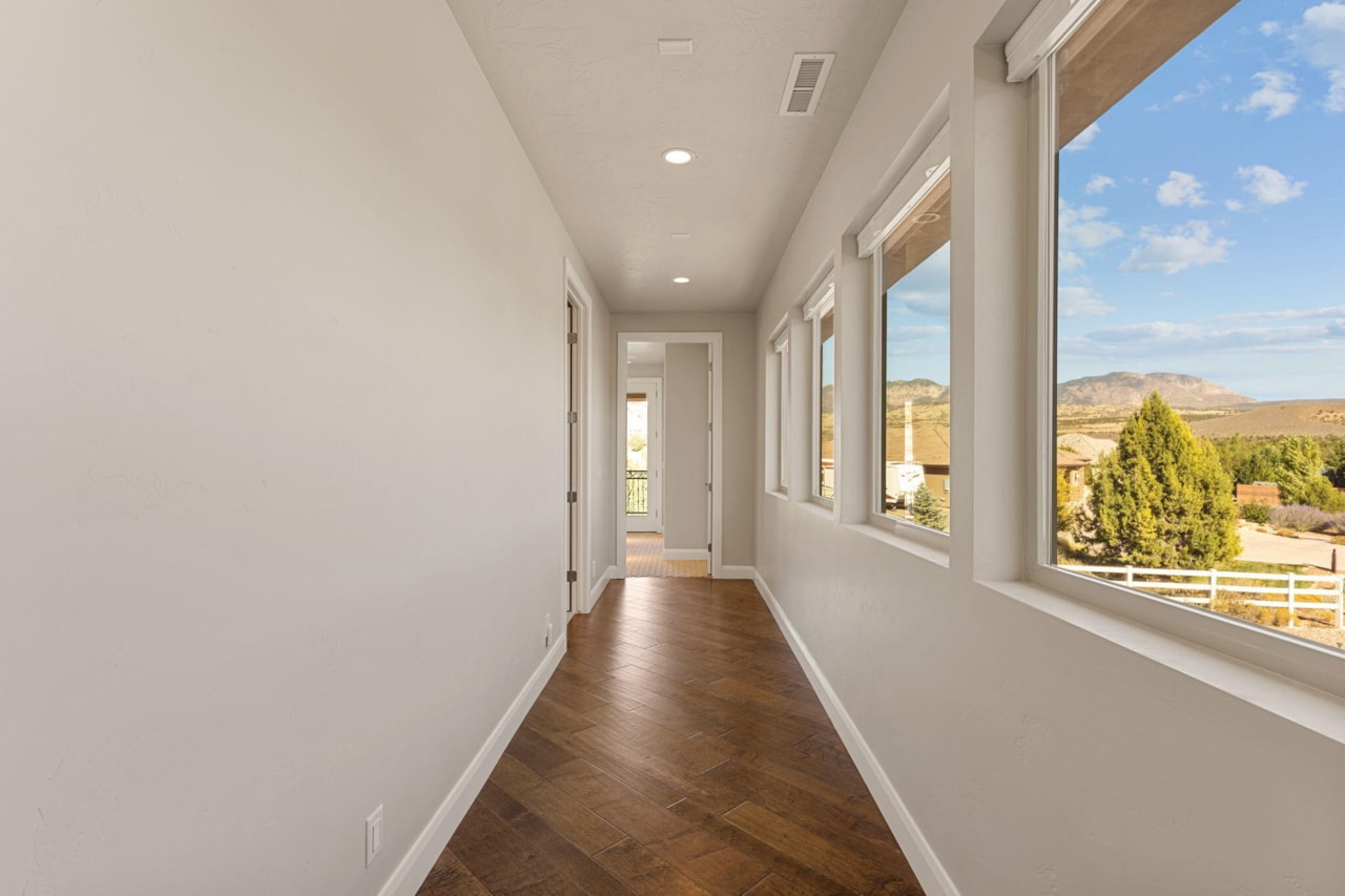 533 W Canyon Trails CIR Dammeron Valley, UT 84783 home for sale, MLS#25-266020 - Erika Rogers Photo 64