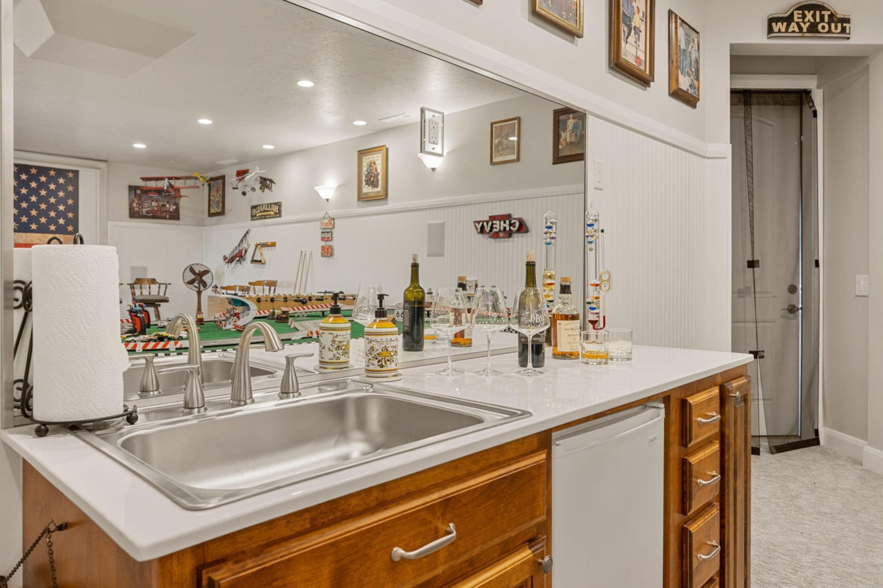 533 W Canyon Trails CIR Dammeron Valley, UT 84783 home for sale, MLS#25-266020 - Erika Rogers Photo 81