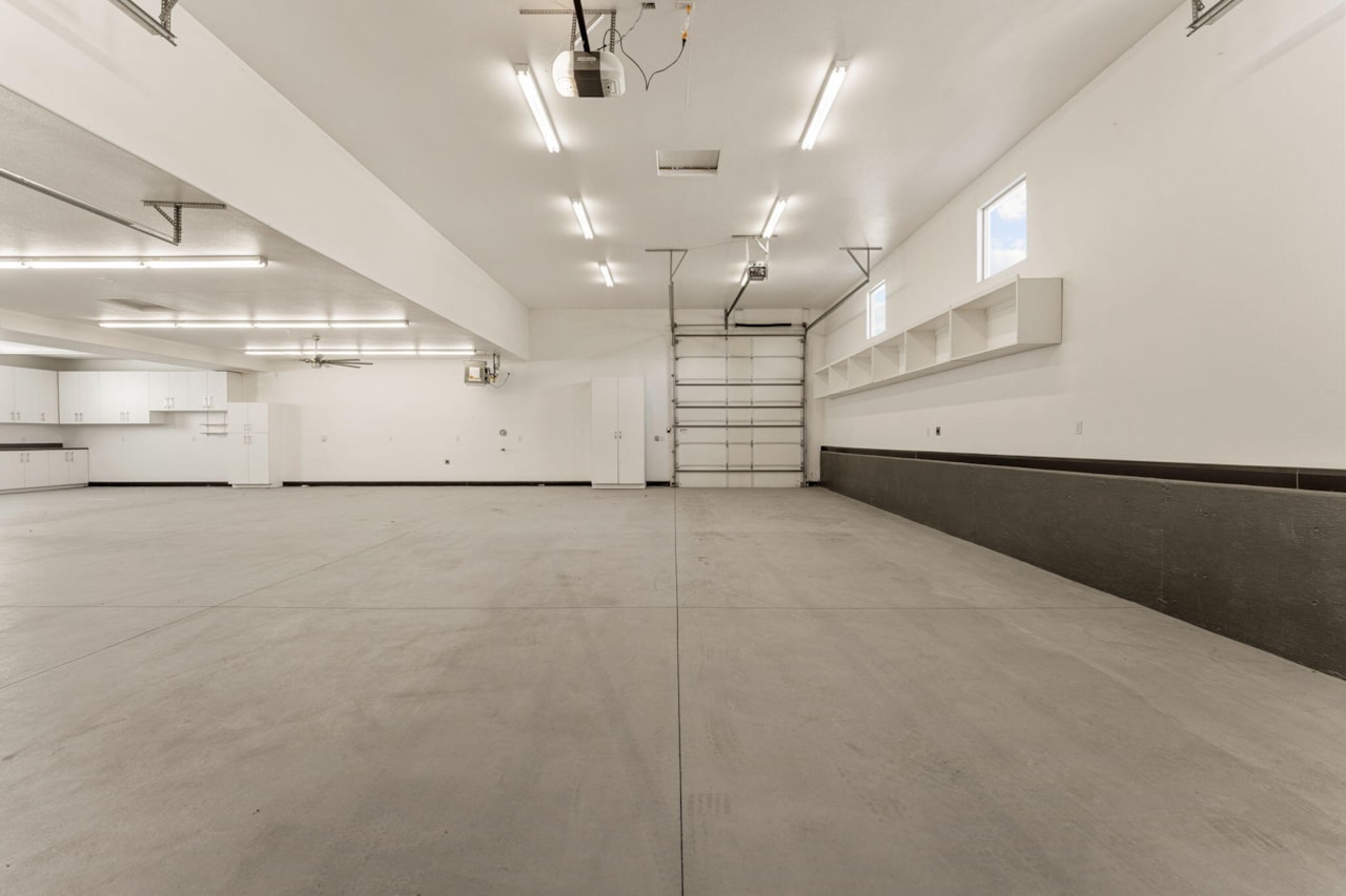 533 W Canyon Trails CIR Dammeron Valley, UT 84783 home for sale, MLS#25-266020 - Erika Rogers Photo 91