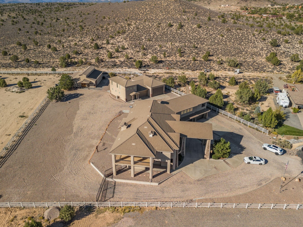 533 W Canyon Trails CIR Dammeron Valley, UT 84783 home for sale, MLS#25-266020 - Erika Rogers Photo 143