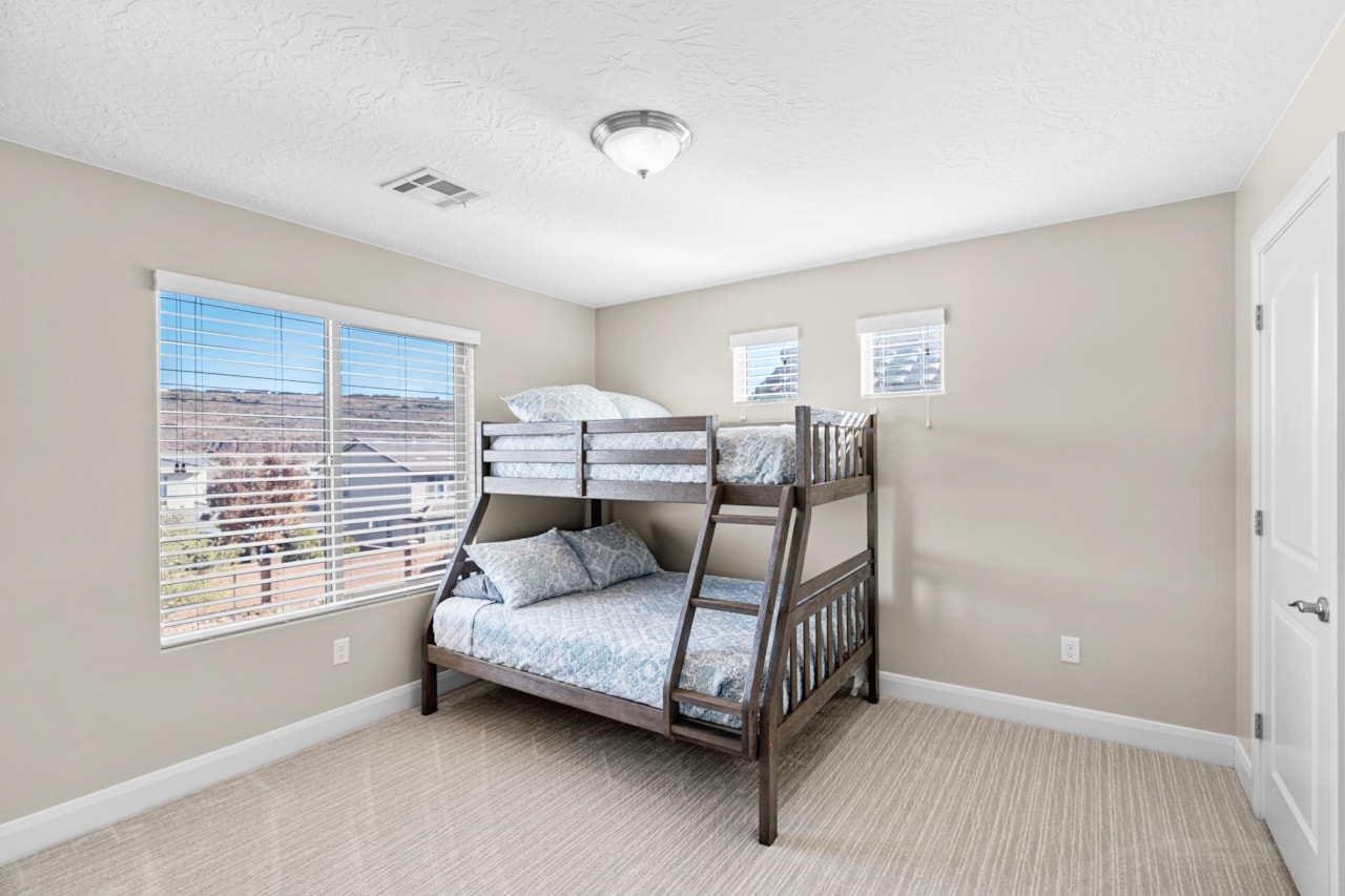 325 N Red Stone RD #53 Washington, UT 84780 home for sale, MLS#25-267499 - Erika Rogers Photo 16