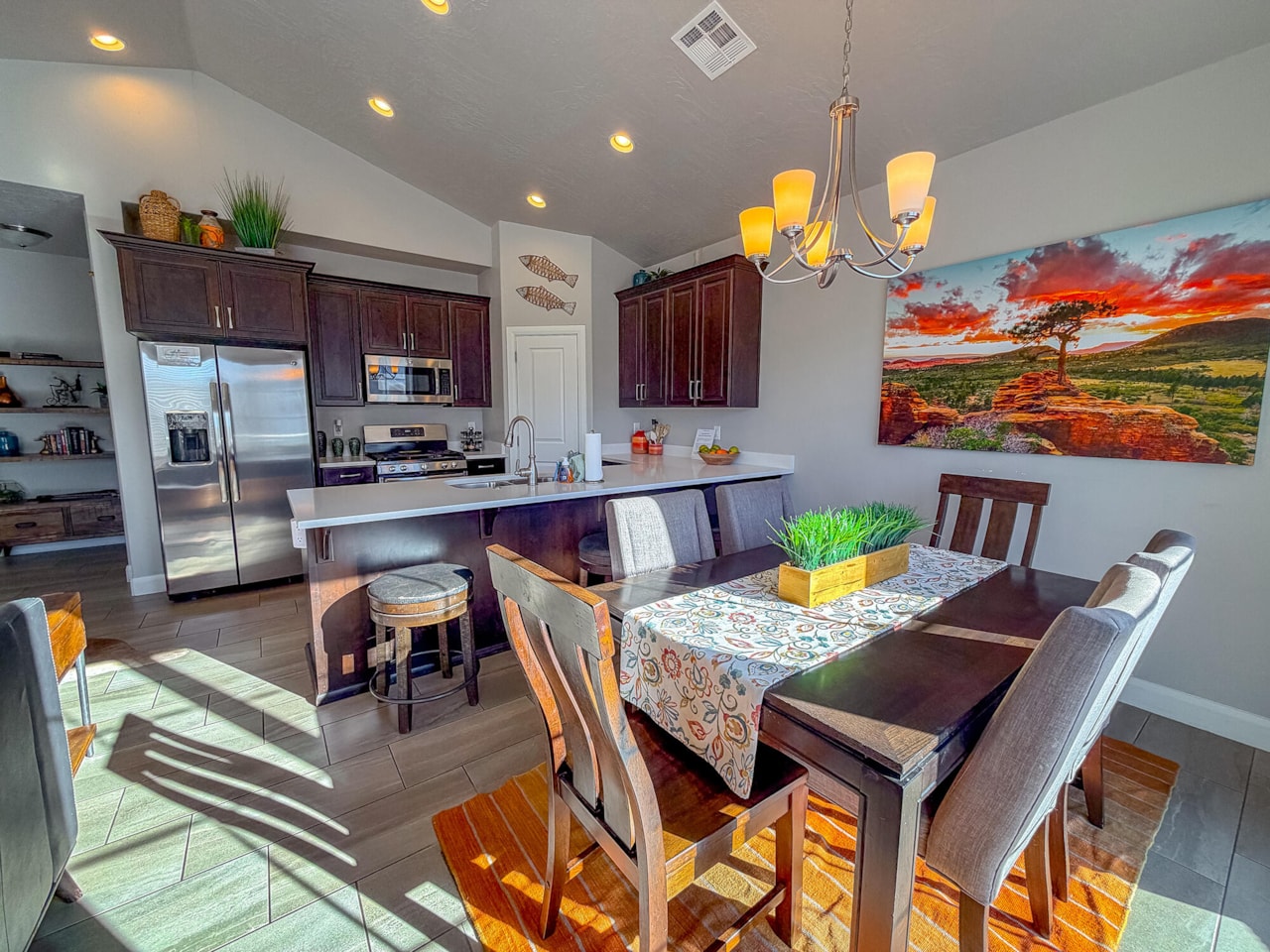 1920 E Fiesta LN Washington, UT 84780 home for sale, MLS#25-267501 - Erika Rogers Photo 7