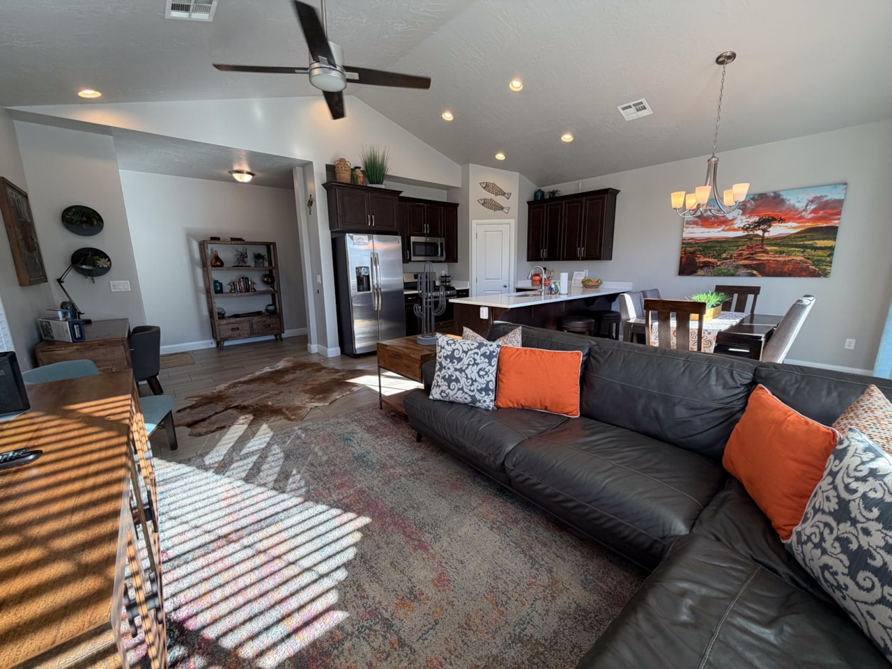 1920 E Fiesta LN Washington, UT 84780 home for sale, MLS#25-267501 - Erika Rogers Photo 11