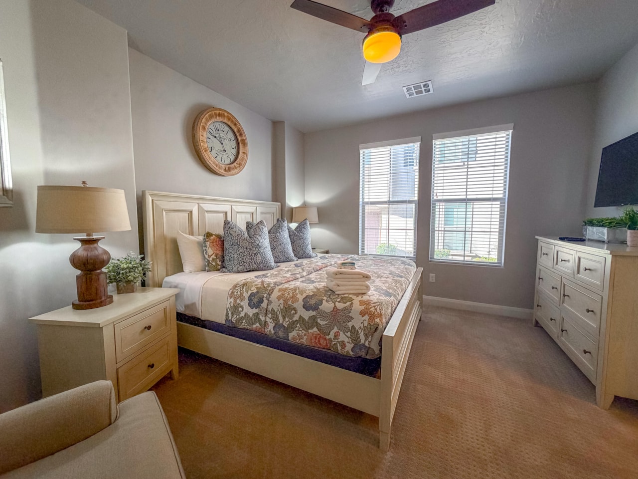 1920 E Fiesta LN Washington, UT 84780 home for sale, MLS#25-267501 - Erika Rogers Photo 16