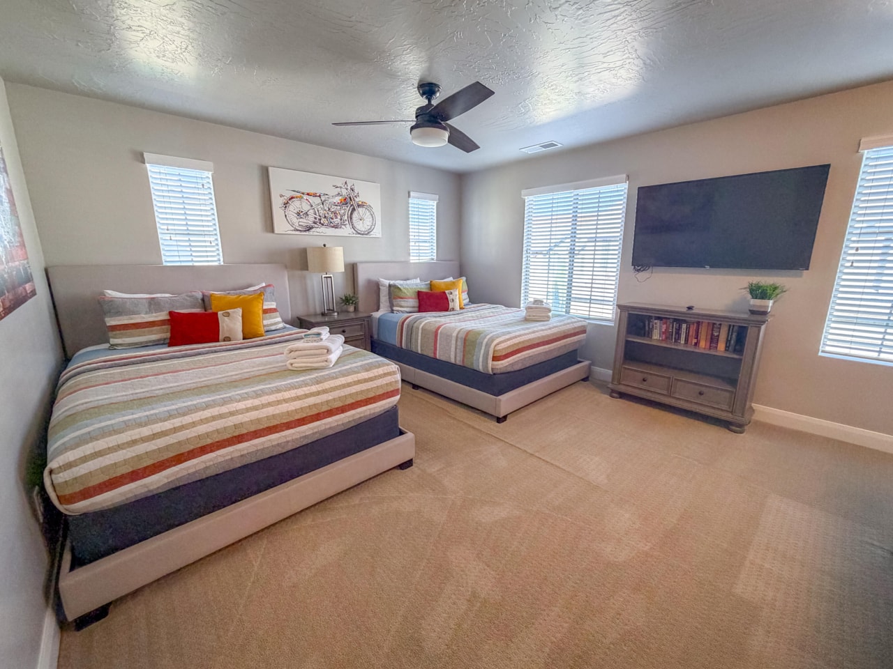 1920 E Fiesta LN Washington, UT 84780 home for sale, MLS#25-267501 - Erika Rogers Photo 29