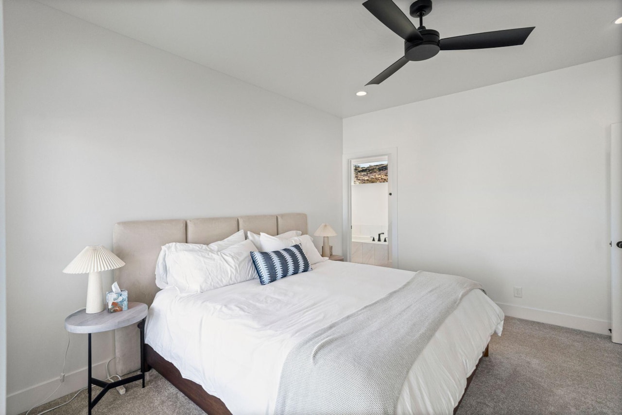 690 E Desert Cactus DR Washington, UT 84780 home for sale, MLS#25-267502 - Erika Rogers Photo 18