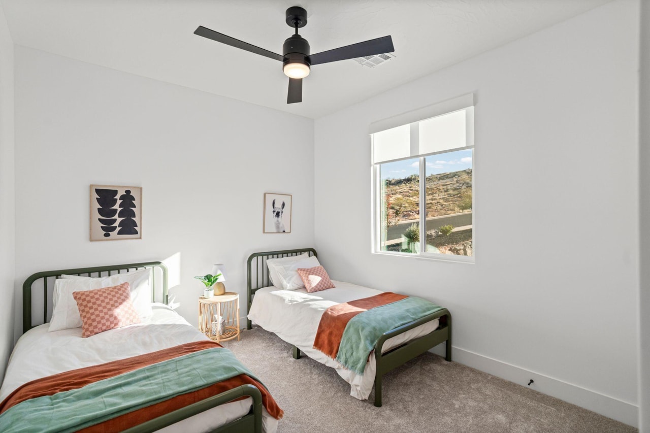 690 E Desert Cactus DR Washington, UT 84780 home for sale, MLS#25-267502 - Erika Rogers Photo 23