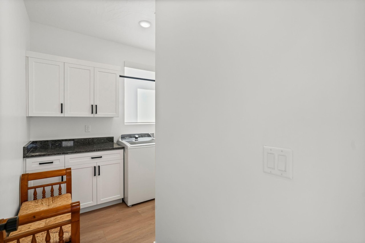 690 E Desert Cactus DR Washington, UT 84780 home for sale, MLS#25-267502 - Erika Rogers Photo 28