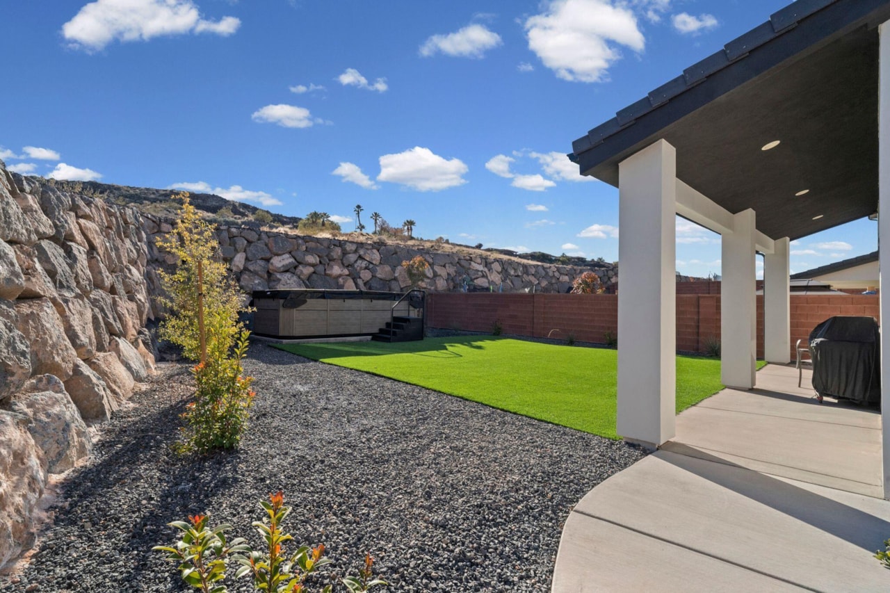 690 E Desert Cactus DR Washington, UT 84780 home for sale, MLS#25-267502 - Erika Rogers Photo 31