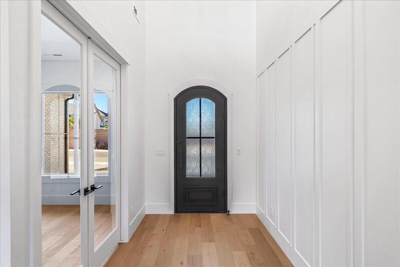 2863 S Alpine LN St George, UT 84790 home for sale, MLS#25-266003 - Erika Rogers Photo 21