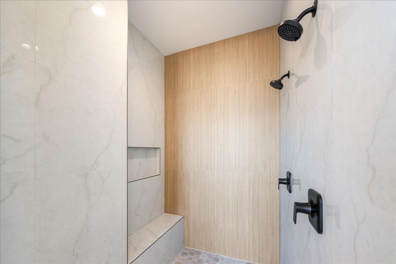 2863 S Alpine LN St George, UT 84790 home for sale, MLS#25-266003 - Erika Rogers Photo 28