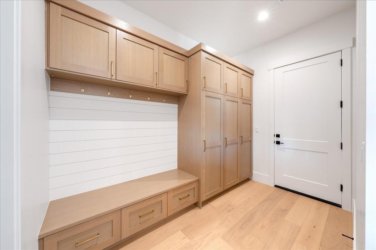 2863 S Alpine LN St George, UT 84790 home for sale, MLS#25-266003 - Erika Rogers Photo 32