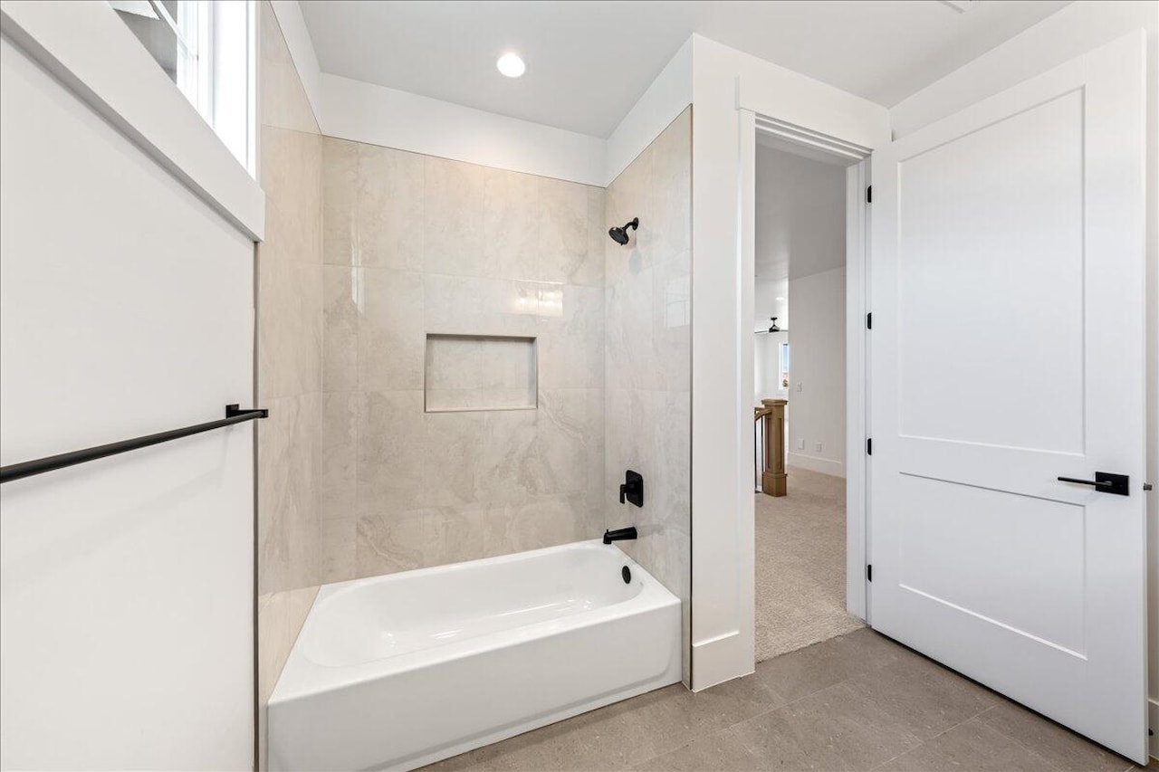 2863 S Alpine LN St George, UT 84790 home for sale, MLS#25-266003 - Erika Rogers Photo 43