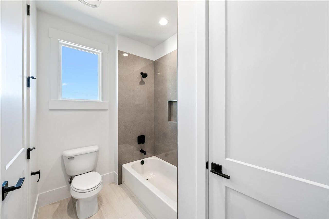 2863 S Alpine LN St George, UT 84790 home for sale, MLS#25-266003 - Erika Rogers Photo 52