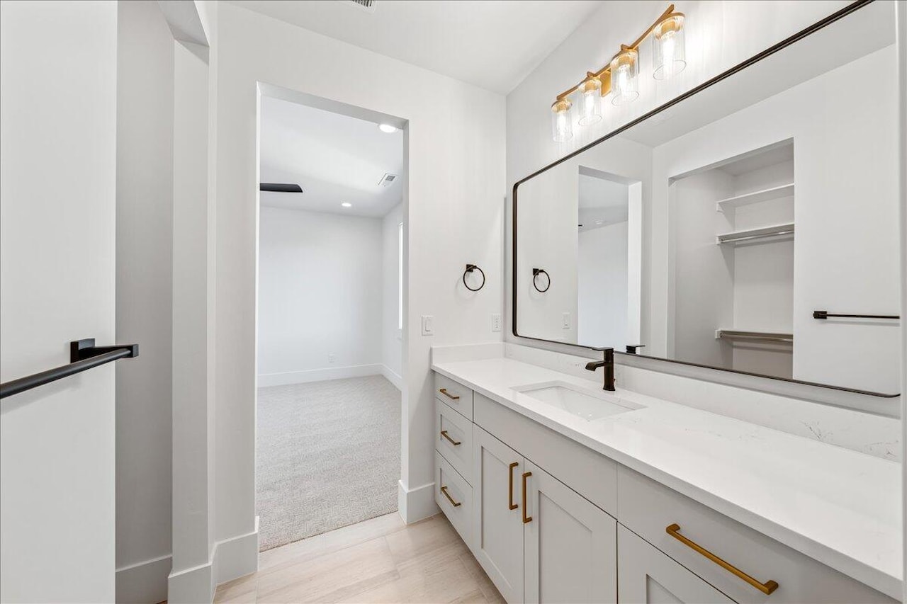 2863 S Alpine LN St George, UT 84790 home for sale, MLS#25-266003 - Erika Rogers Photo 54