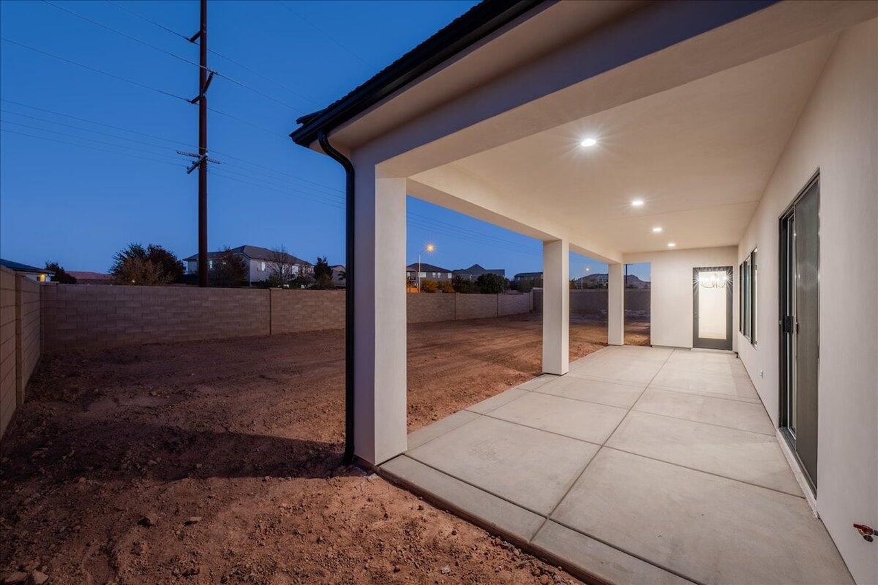 2863 S Alpine LN St George, UT 84790 home for sale, MLS#25-266003 - Erika Rogers Photo 76