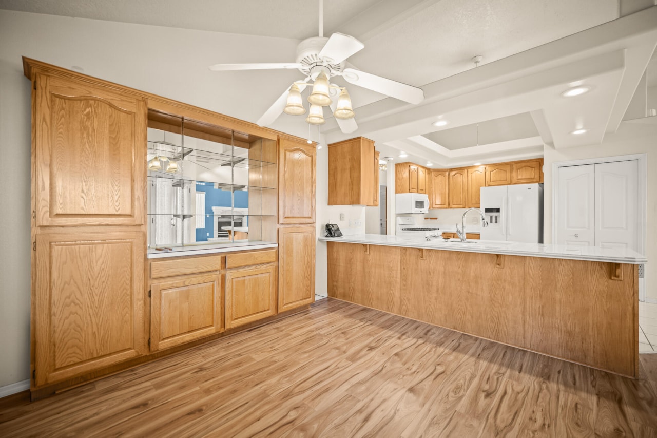 671 W Crystal Drive St George, UT 84790 home for sale, MLS#25-267505 - Erika Rogers Photo 13