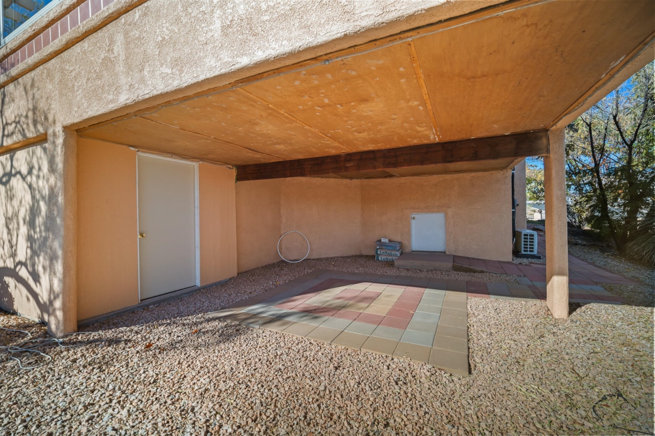 671 W Crystal Drive St George, UT 84790 home for sale, MLS#25-267505 - Erika Rogers Photo 41