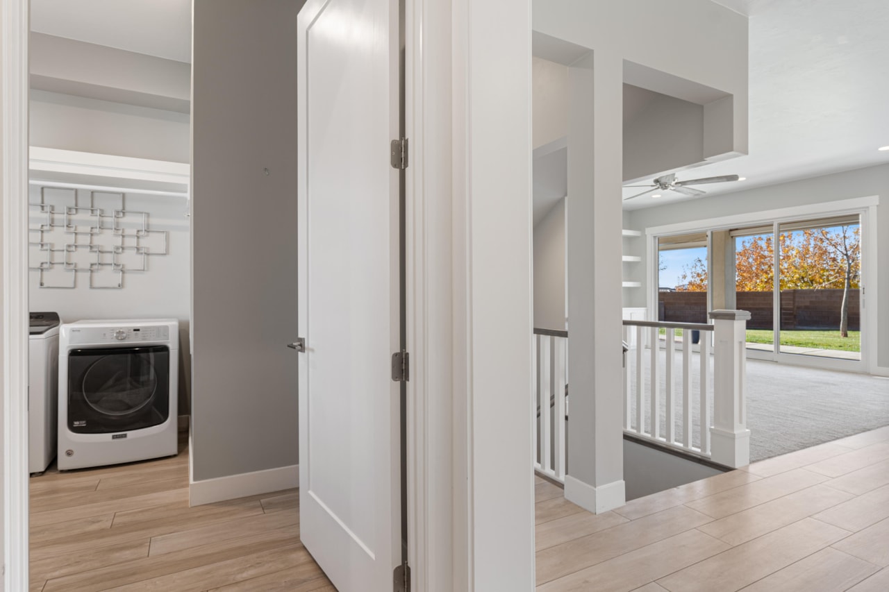 2334 S Last Chance DR Washington, UT 84780 home for sale, MLS#25-267507 - Erika Rogers Photo 33