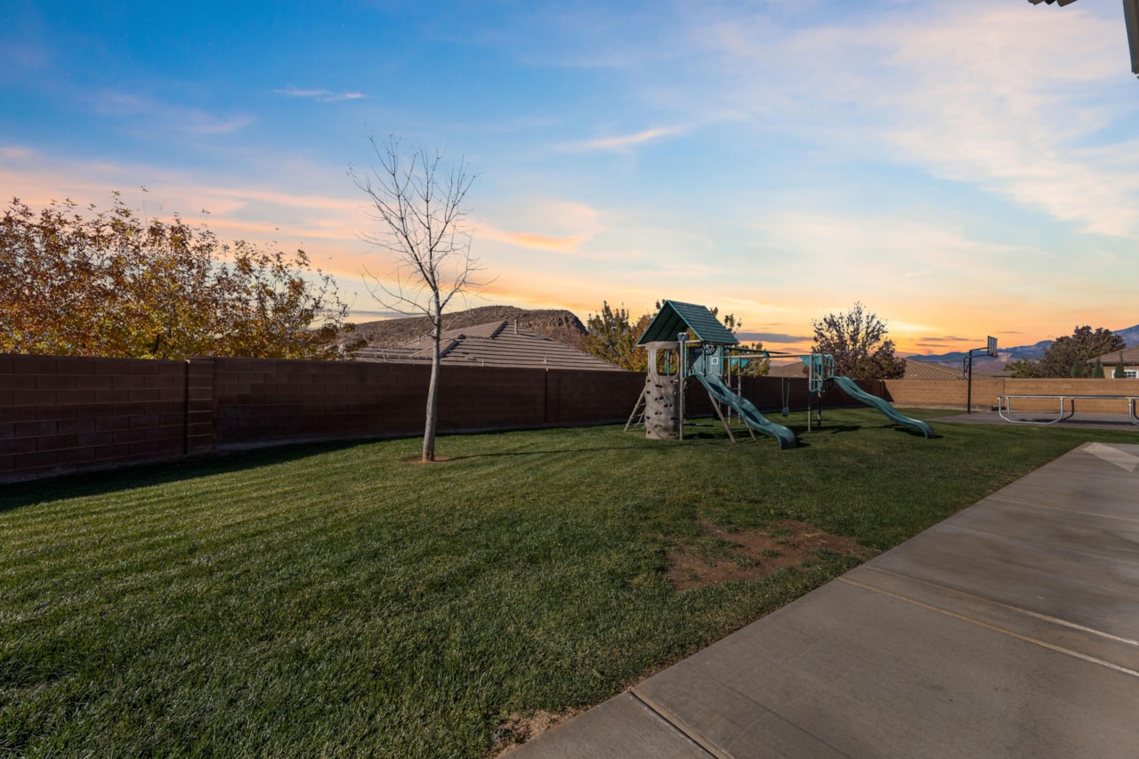 2334 S Last Chance DR Washington, UT 84780 home for sale, MLS#25-267507 - Erika Rogers Photo 74