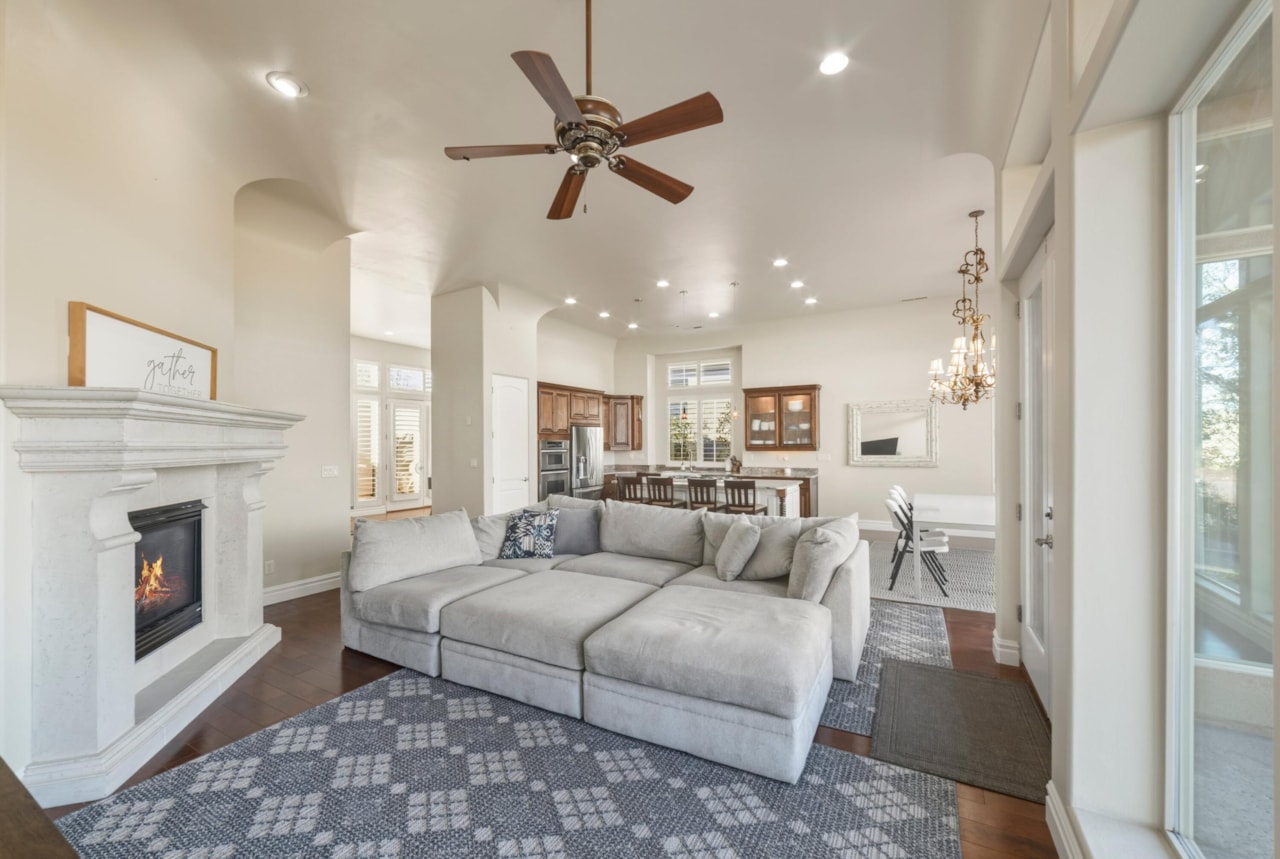 2335 W Sunbrook #28 St George, UT 84770 home for sale, MLS#25-267518 - Erika Rogers Photo 6