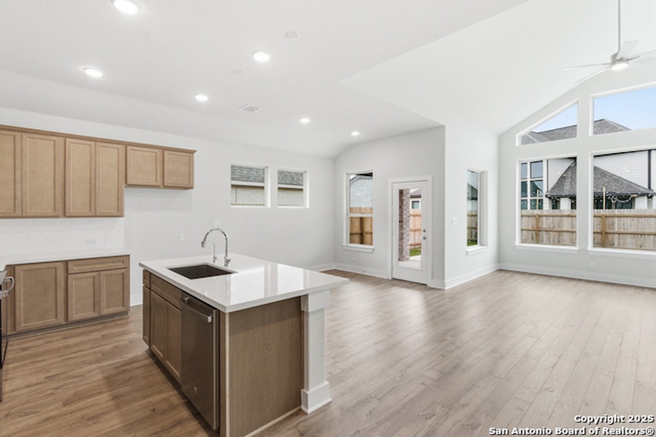 217 Spanish Oak Castroville, TX 78009 | MLS 1921013