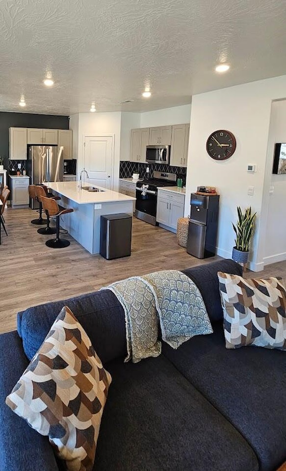 1887 S Wolverine Way Washington, UT 84780 home for sale, MLS#25-267525 - Erika Rogers Photo 7