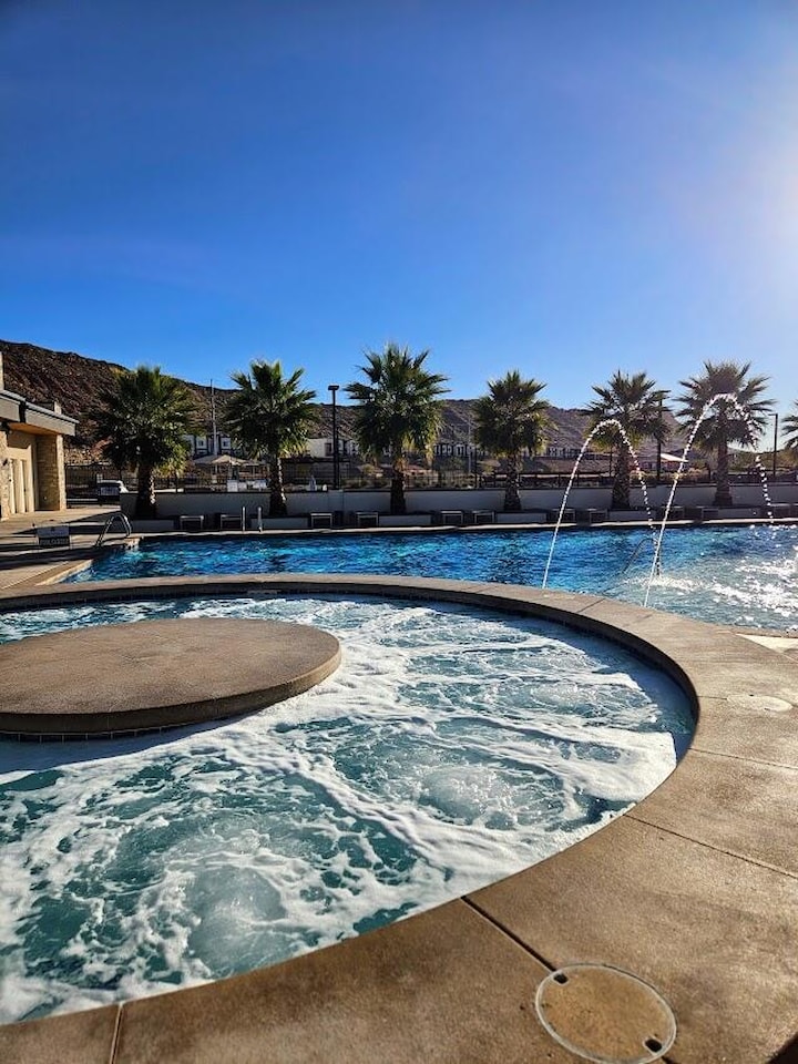 1887 S Wolverine Way Washington, UT 84780 home for sale, MLS#25-267525 - Erika Rogers Photo 20