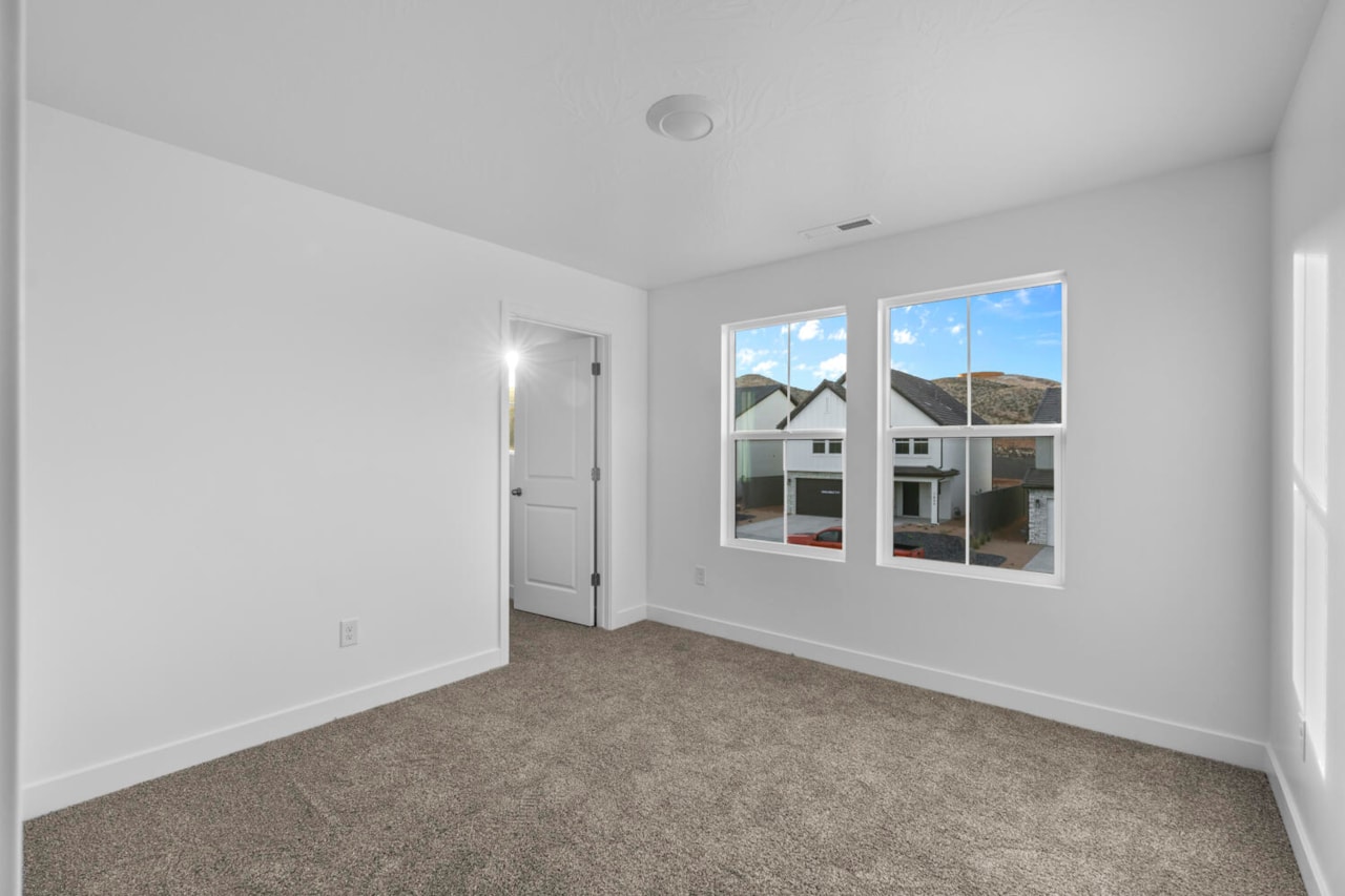 1558 S Staircase Way #4106 Washington, UT 84780 home for sale, MLS#25-267527 - Erika Rogers Photo 15