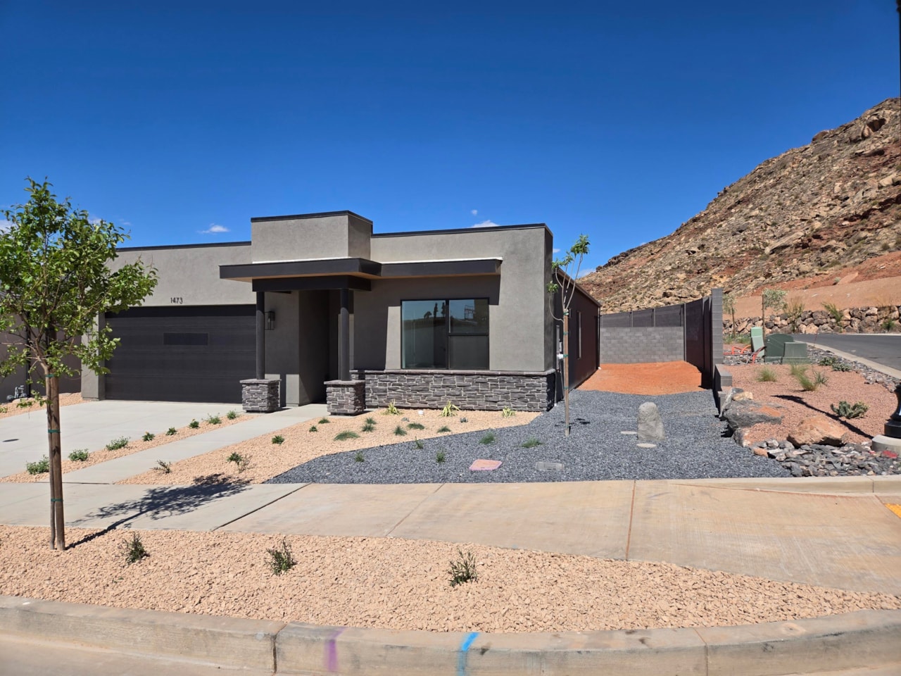 1883 S Queens Garden DR #4254 Washington, UT 84780 home for sale, MLS#25-267528 - Erika Rogers