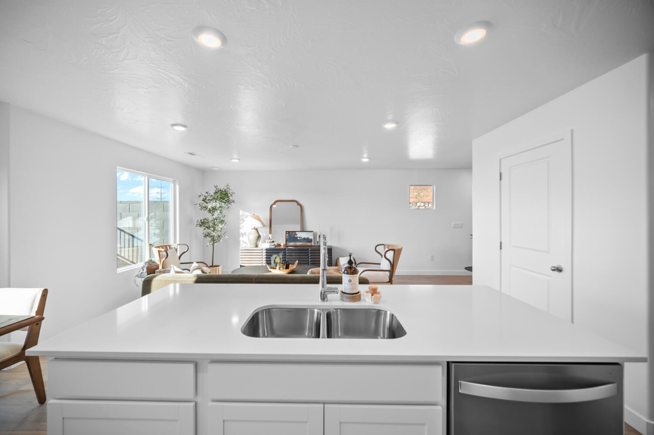 1734 S Forbidding Way #2278 Washington, UT 84780 home for sale, MLS#25-267526 - Erika Rogers Photo 12