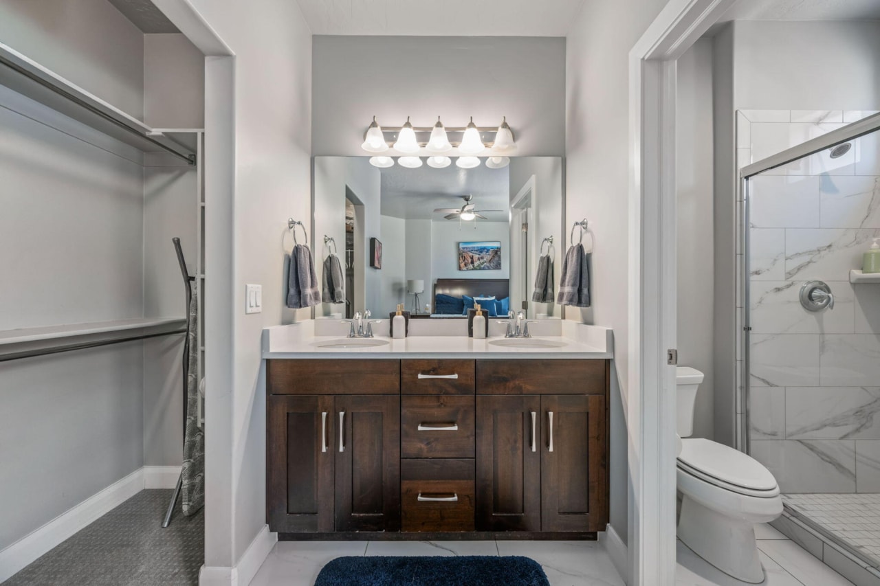 1914 E Fiesta LN Washington, UT 84780 home for sale, MLS#25-267539 - Erika Rogers Photo 15