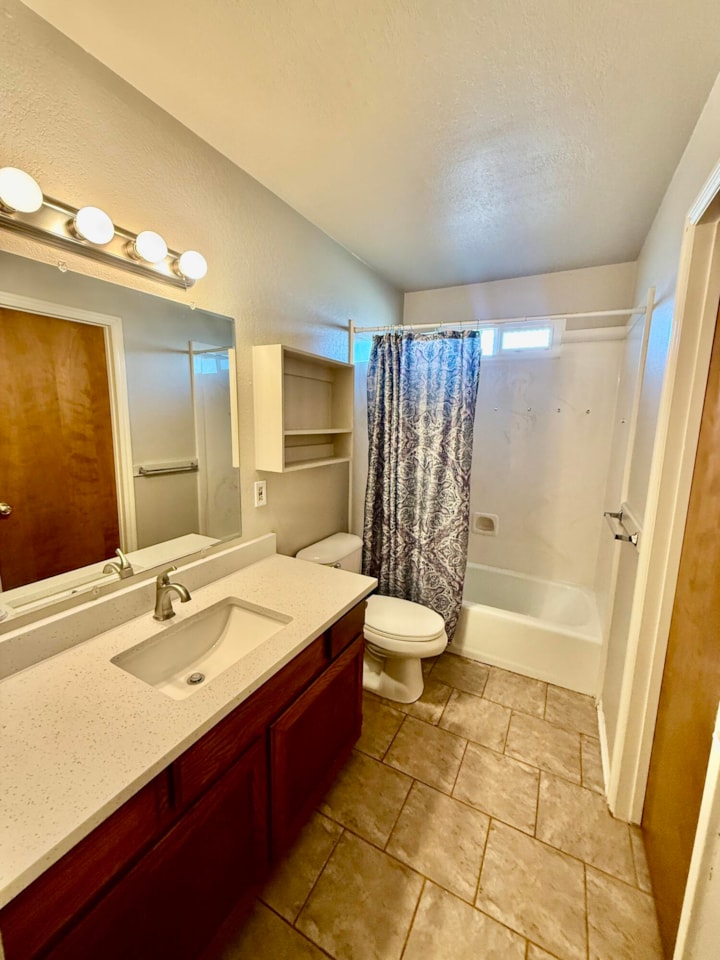 305 E Pectol ST Washington, UT 84780 home for sale, MLS#25-267496 - Erika Rogers Photo 11