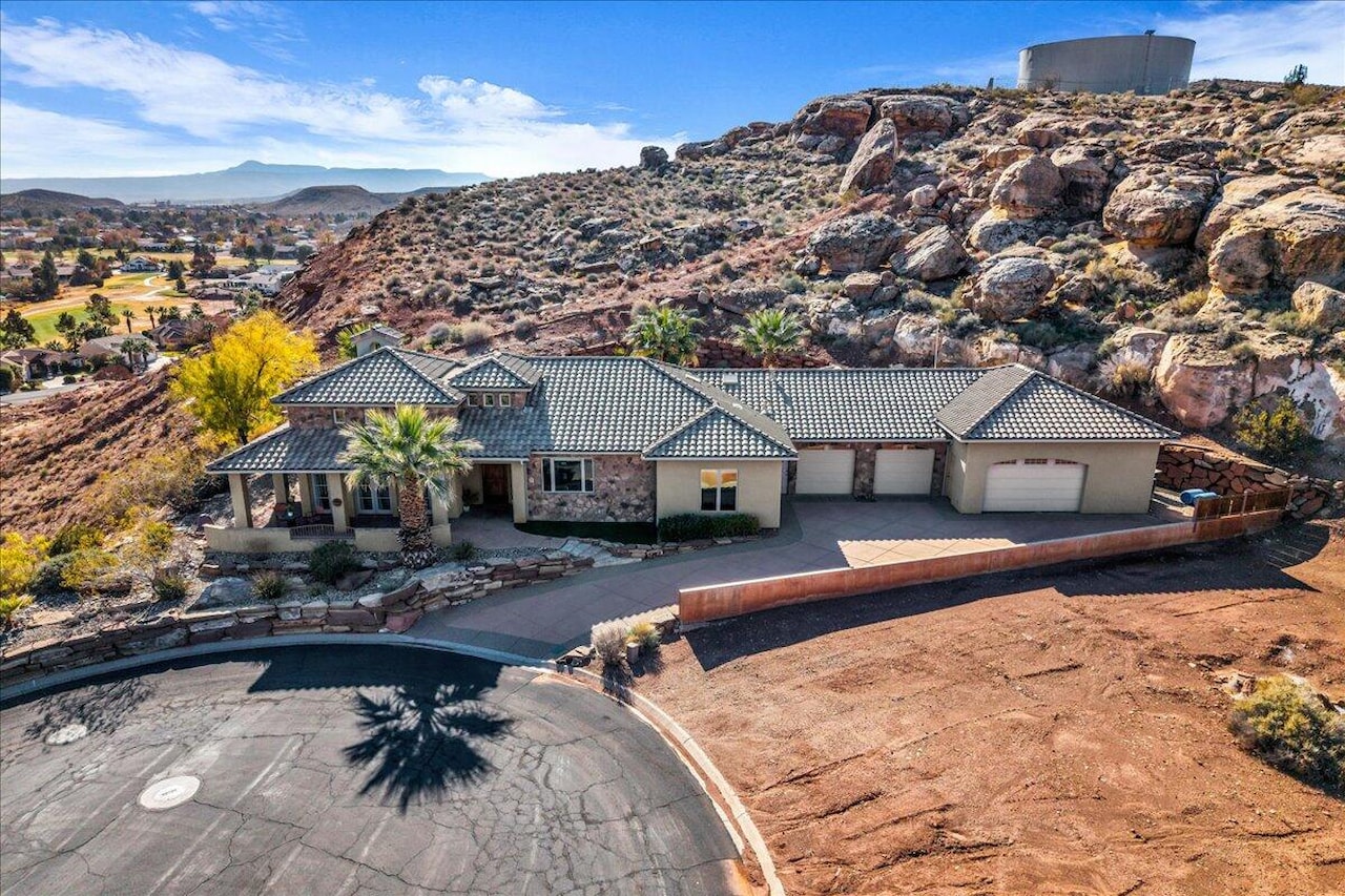 1140 E Fort Pierce #110 St George, UT 84790 home for sale, MLS#25-267544 - Erika Rogers Photo 5