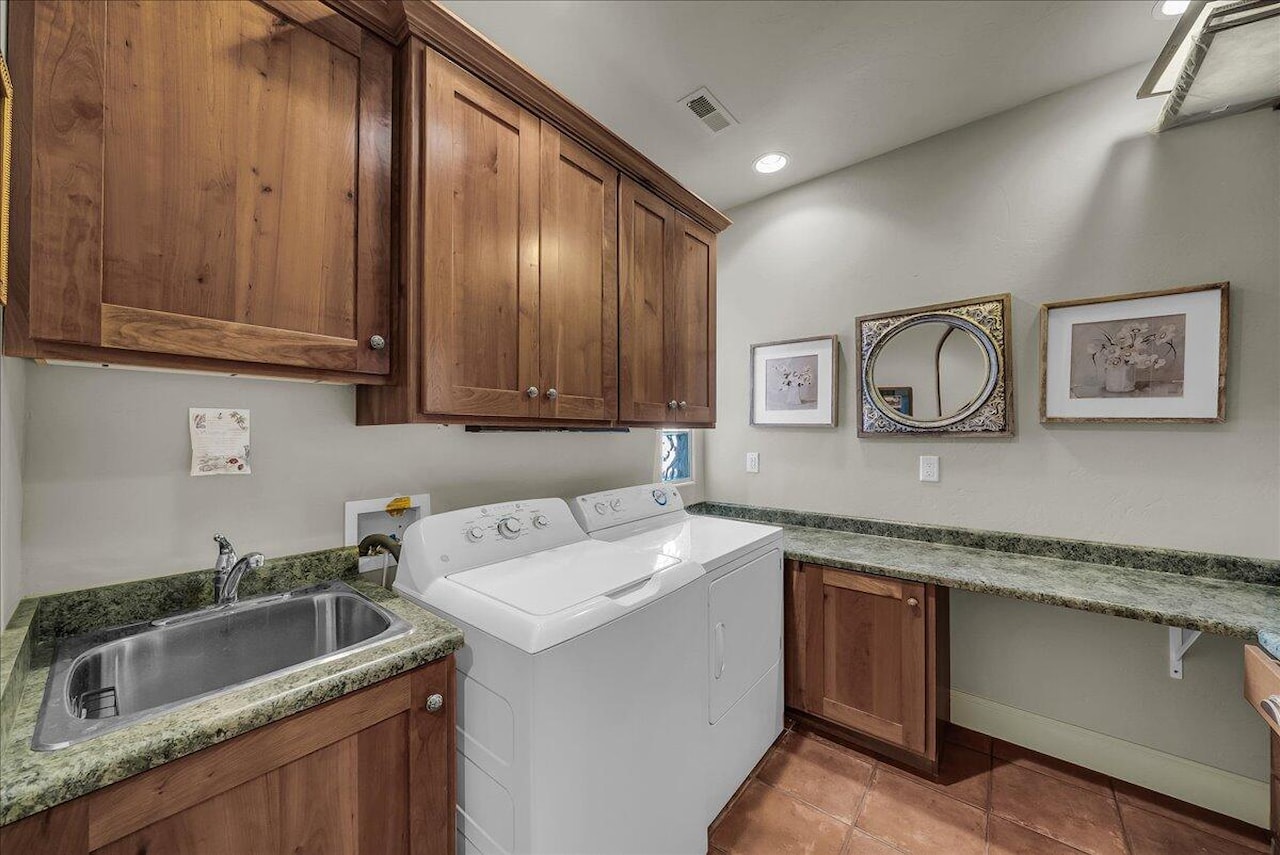 1140 E Fort Pierce #110 St George, UT 84790 home for sale, MLS#25-267544 - Erika Rogers Photo 22