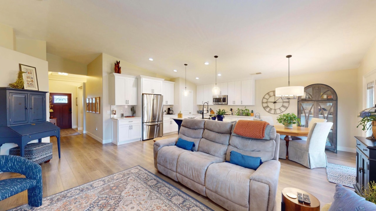 4005 S Carisa DR St George, UT 84790 home for sale, MLS#25-266183 - Erika Rogers Photo 8