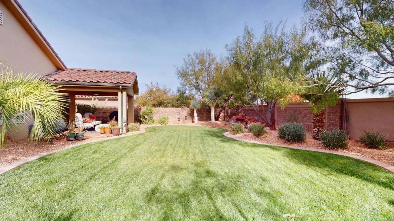 4005 S Carisa DR St George, UT 84790 home for sale, MLS#25-266183 - Erika Rogers Photo 26