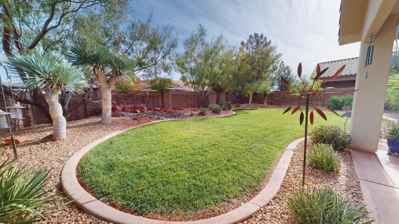 4005 S Carisa DR St George, UT 84790 home for sale, MLS#25-266183 - Erika Rogers Photo 31