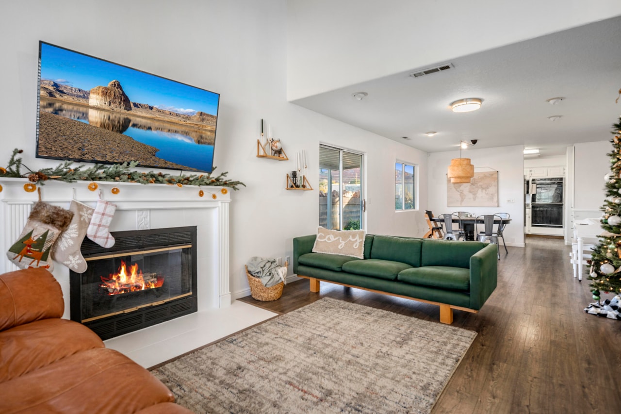 1040 N 1300 ST W #66 St George, UT 84770 home for sale, MLS#25-267545 - Erika Rogers Photo 2