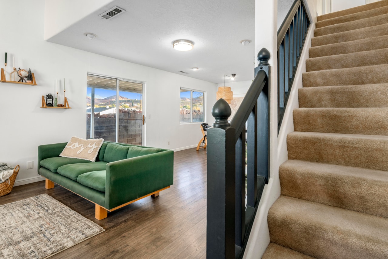 1040 N 1300 ST W #66 St George, UT 84770 home for sale, MLS#25-267545 - Erika Rogers Photo 8