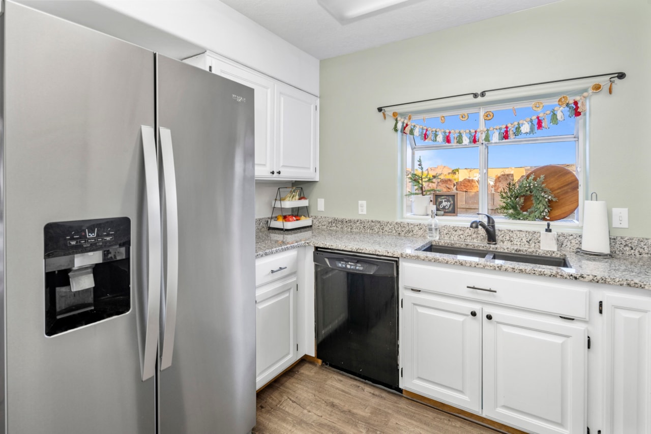 1040 N 1300 ST W #66 St George, UT 84770 home for sale, MLS#25-267545 - Erika Rogers Photo 13