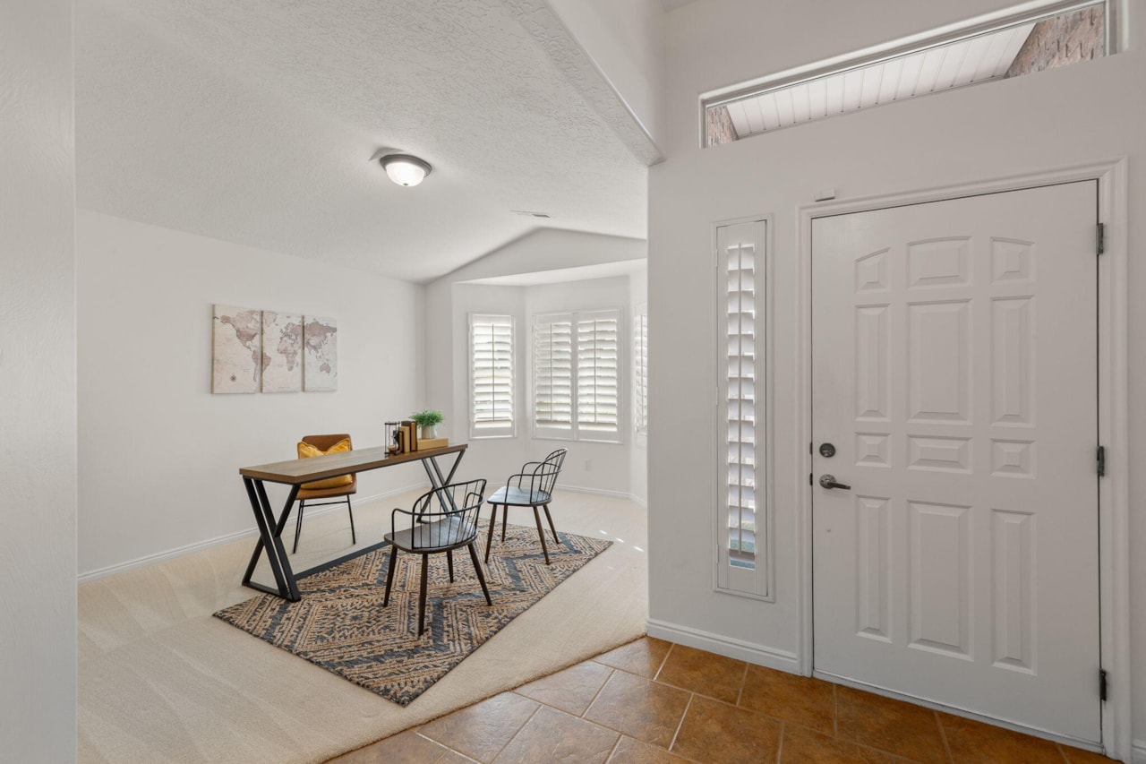 1730 W Stonebridge DR #19 St George, UT 84770 home for sale, MLS#25-267553 - Erika Rogers Photo 3